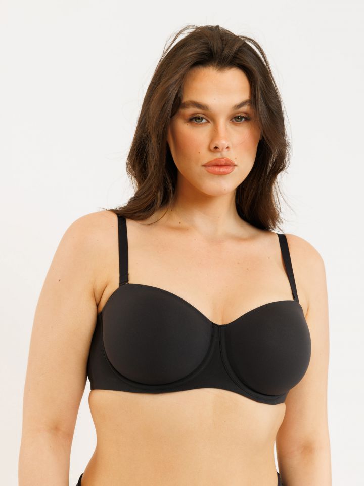 חזייה בגזרת סטרפלס טוטאל-סטרץ’