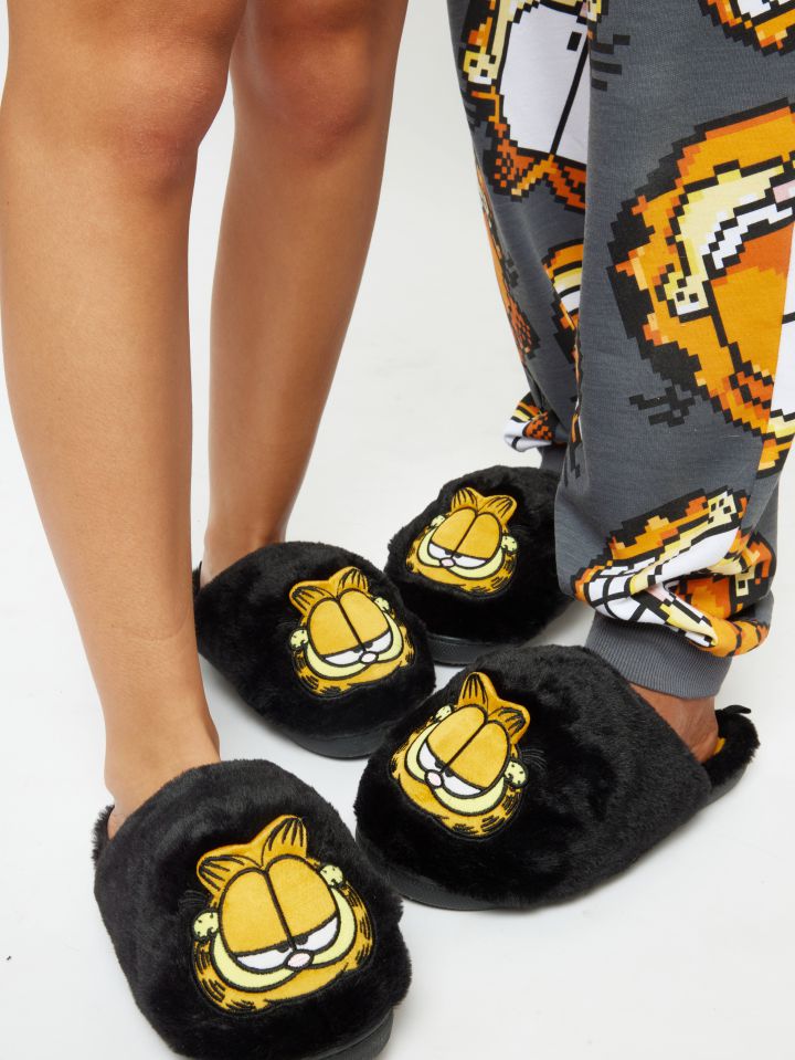 נעלי בית יוניסקס גארפילד