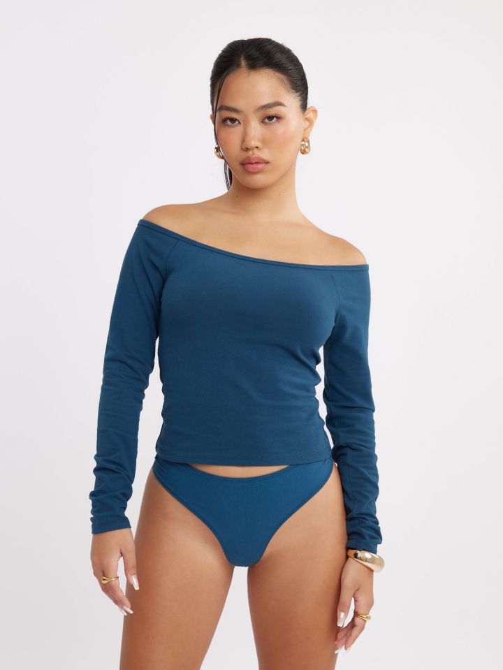 טישרט צמודה טוטאל סטרץ׳