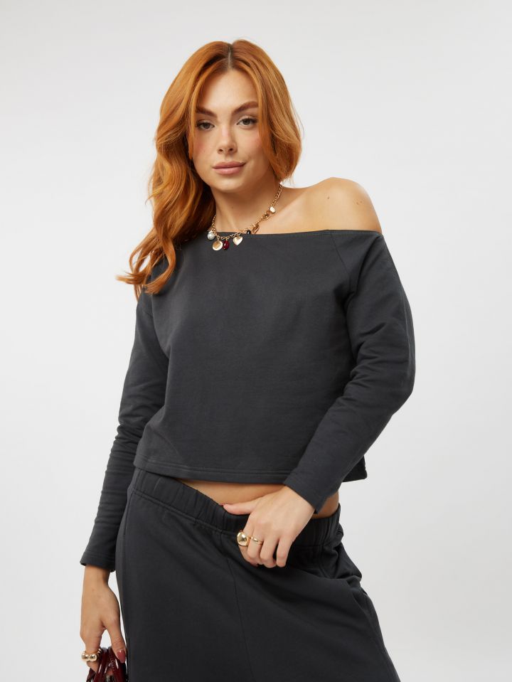 סווטשירט כתף