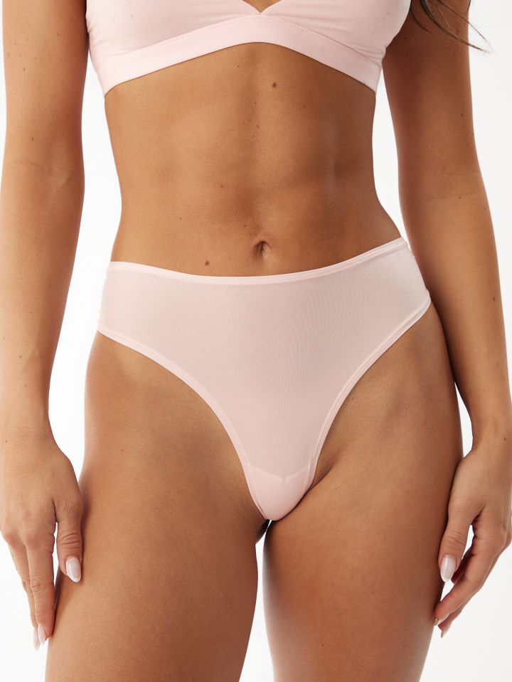 תחתוני חוטיני טוטאל סטרץ׳