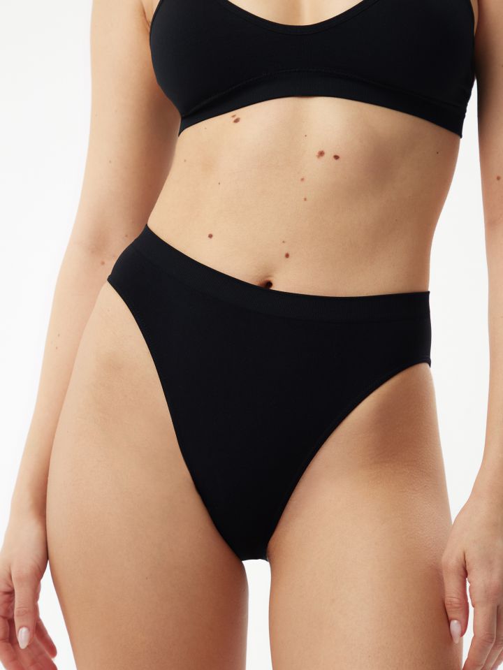 תחתוני היי-לג סימלס