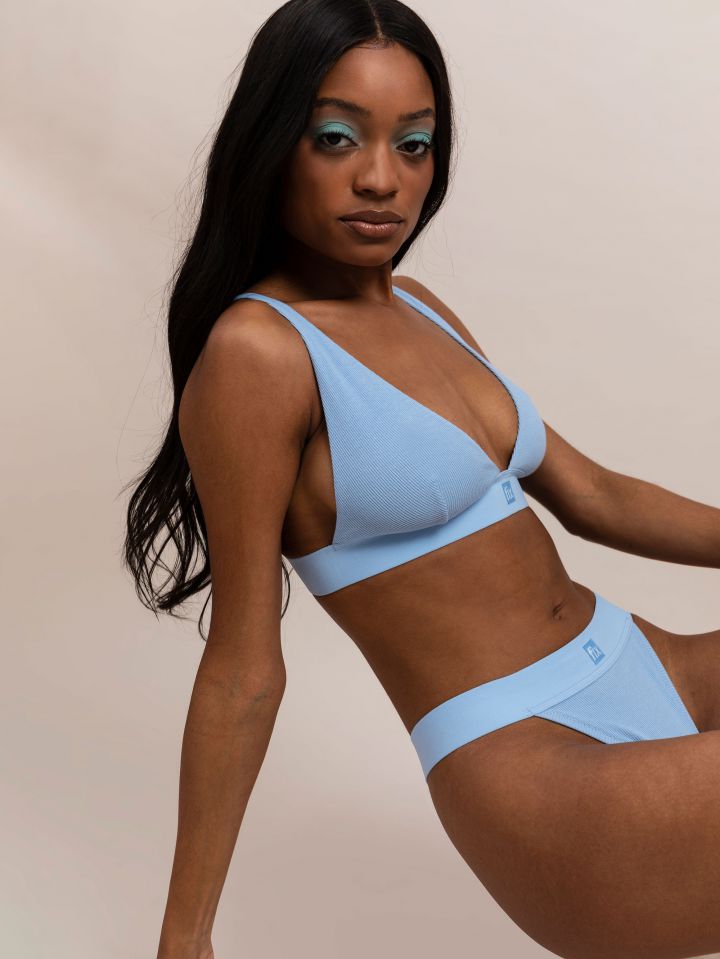 תחתוני חוטיני ריב לוגו SO BASIC