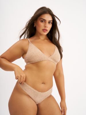 תחתוני חוטיני וי טוטאל-סטרץ’