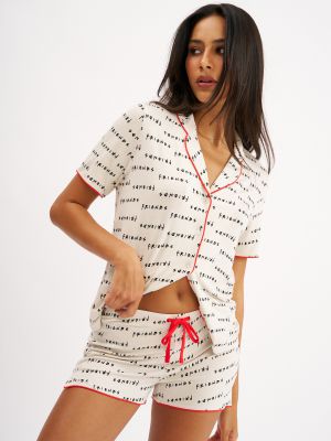 סט פיג’מה מכופתרת חברים