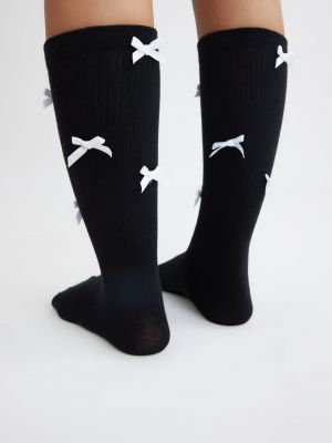 גרבי קרו פפיונים