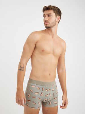 תחתוני בוקסר נקניקיות