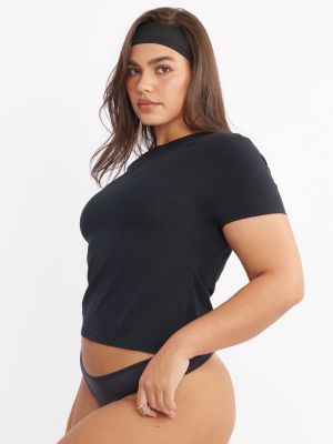 טישרט קצרה טוטאל סטרץ׳