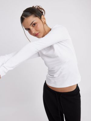 טישרט ארוכה טוטאל סטרץ׳