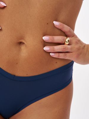 תחתוני צ’יקי וי טוטאל-סטרץ’