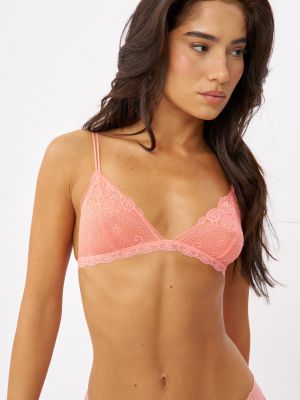 ברלט משולשים תחרה