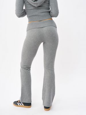 מכנסי סריג מתרחבים