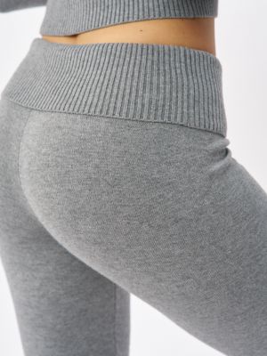 מכנסי סריג מתרחבים