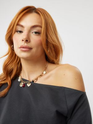 סווטשירט כתף