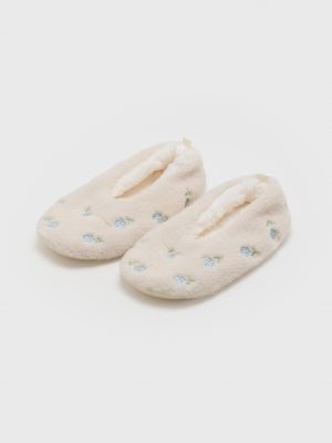 נעלי בית צמריריות