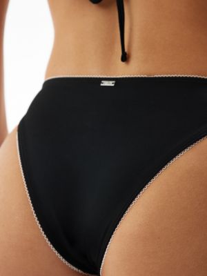 תחתוני ביקיני פיקוט