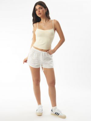 שורטס תחרה שוויצרית