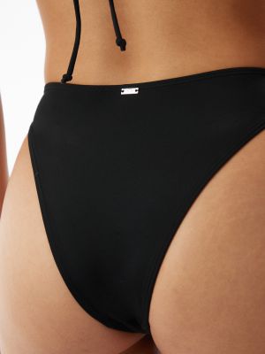 תחתוני ביקיני וי