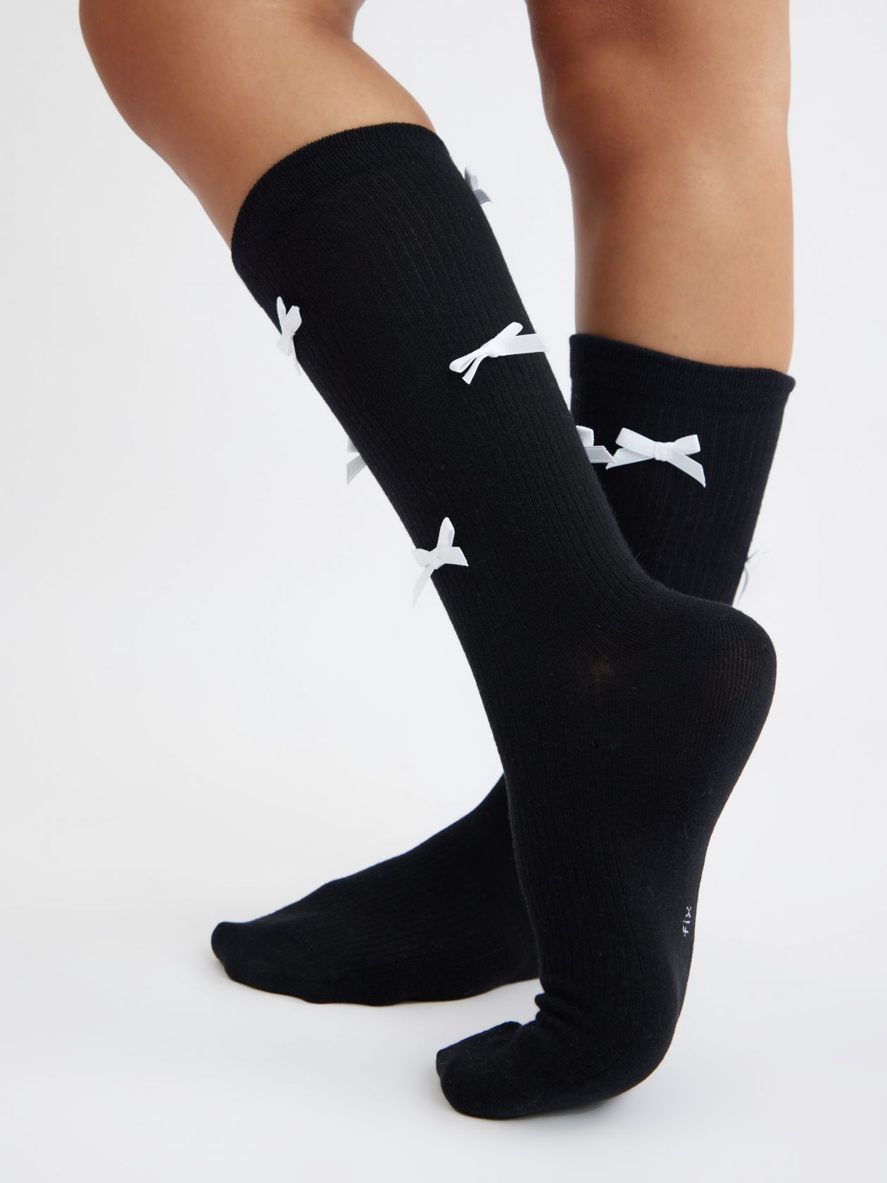 גרבי קרו פפיונים