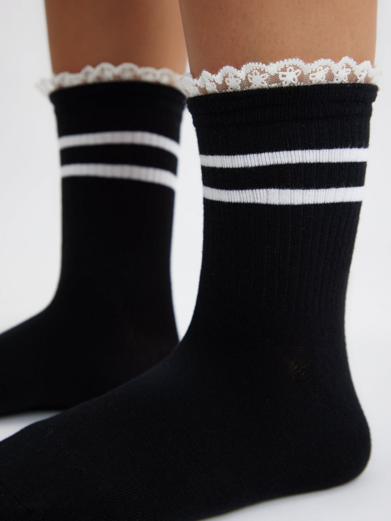 גרבי רבע ספורט