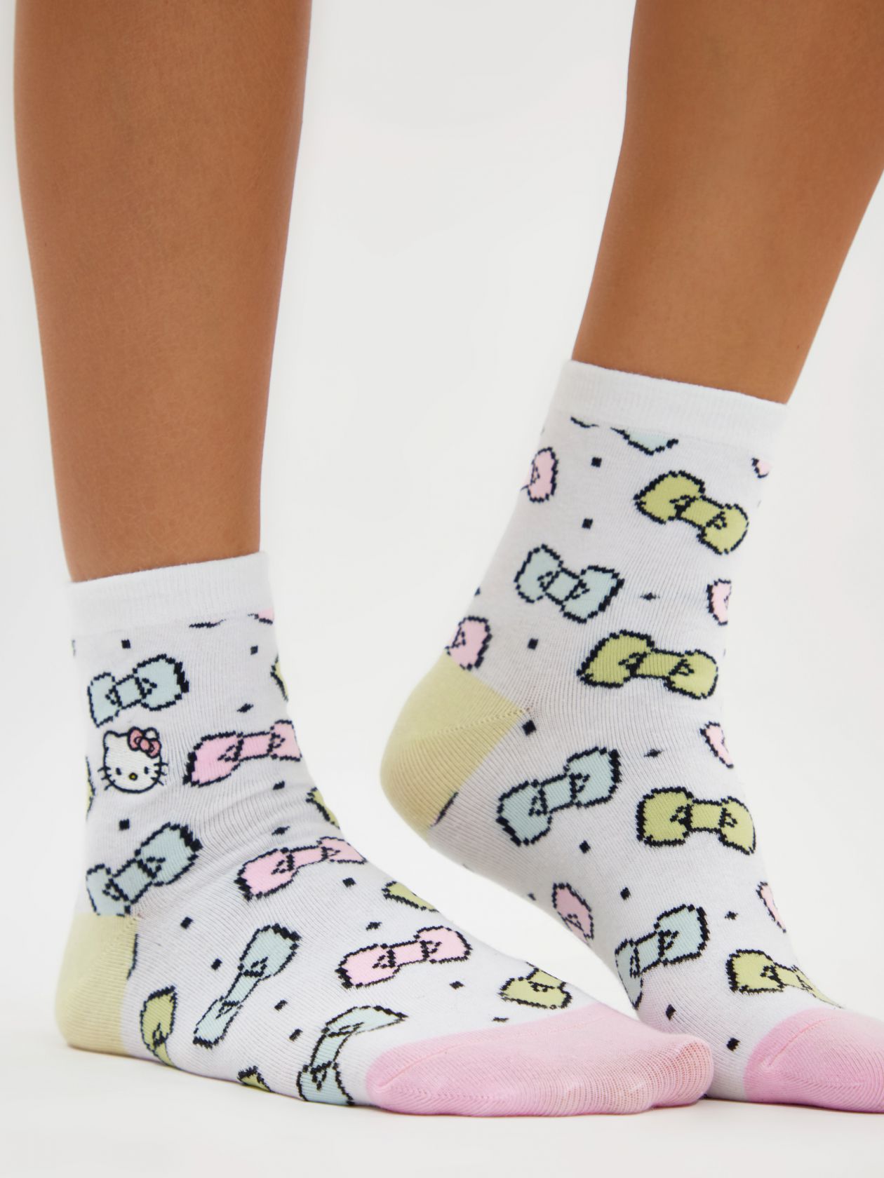 גרבי רבע הלו קיטי