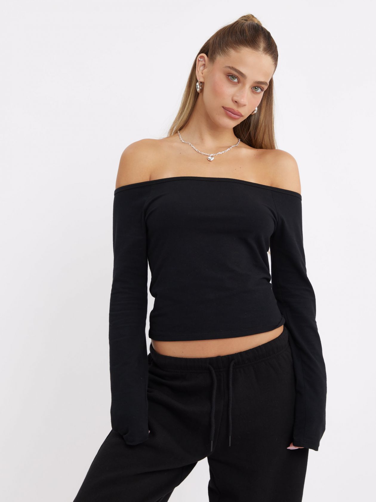 טישרט צמודה טוטאל סטרץ׳