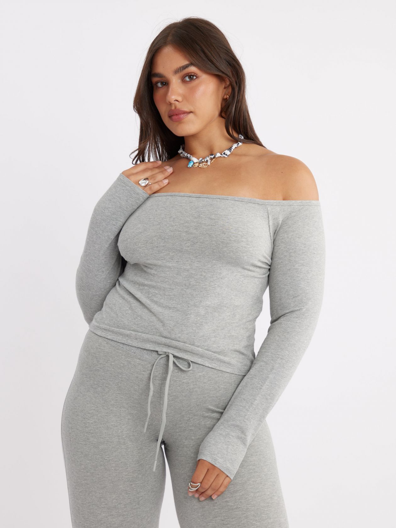 טישרט צמודה טוטאל סטרץ׳