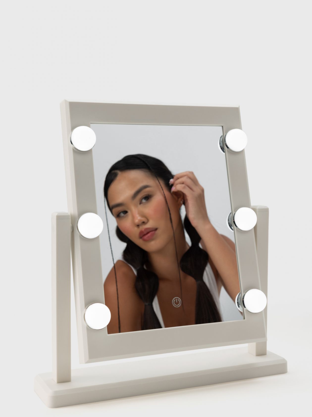 מראה עם אורות