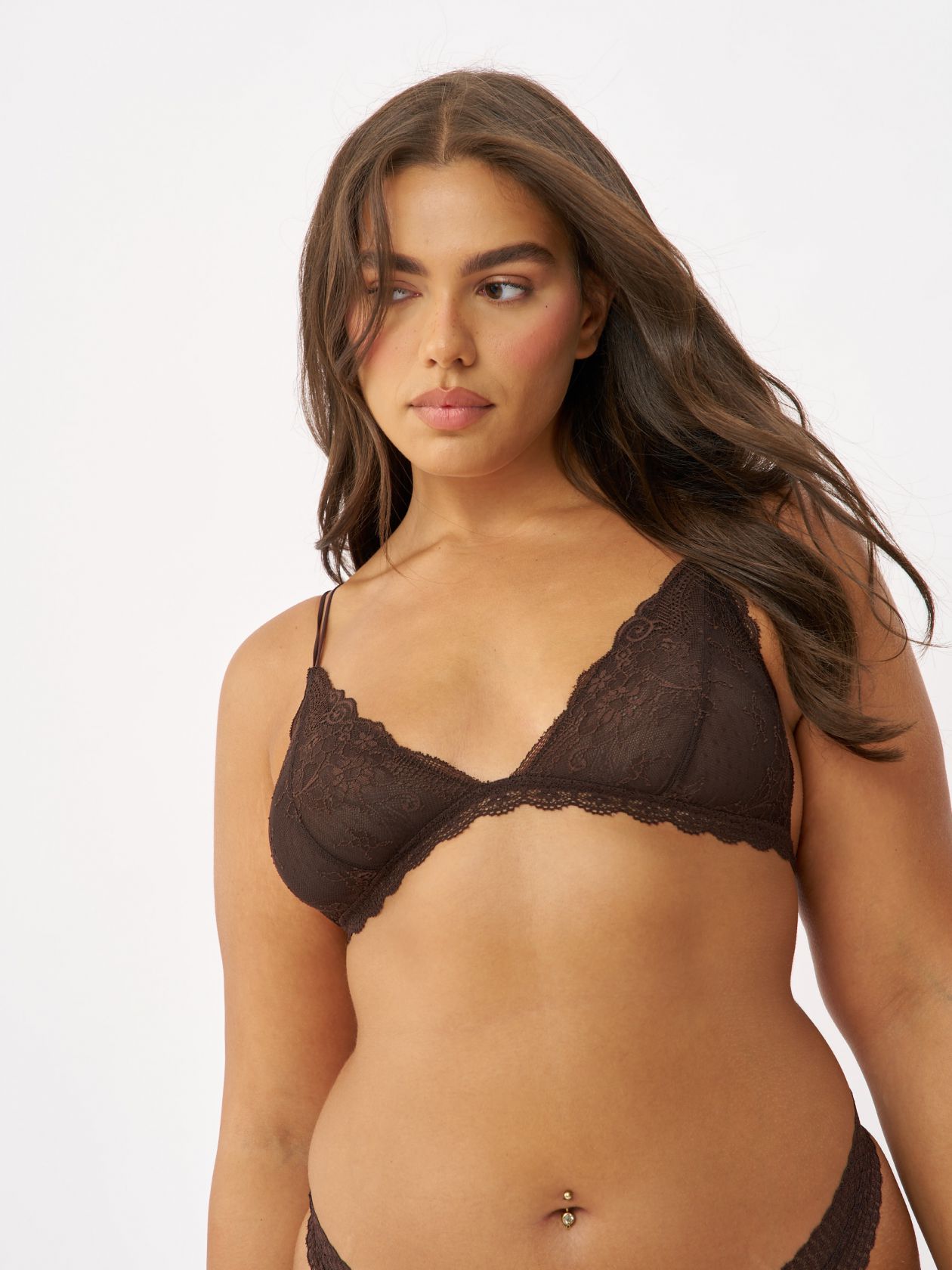 ברלט משולשים תחרה