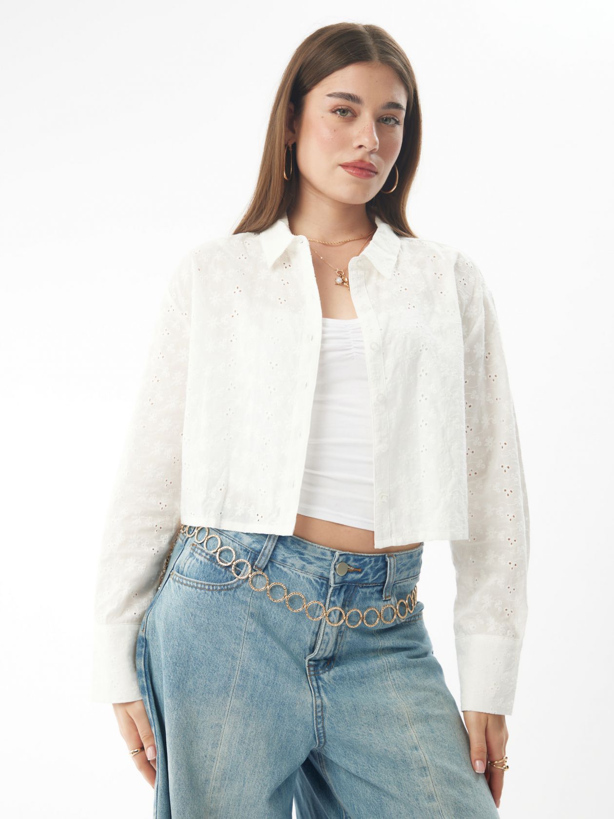 חולצה מכופתרת תחרה שוויצרית