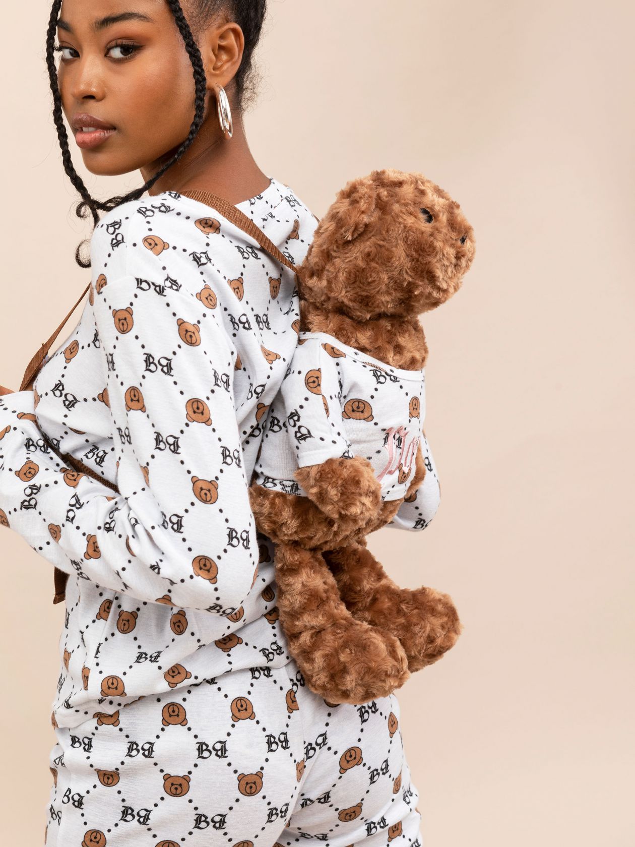 סט פיג’מה ארוכה בתיק דובי BEARY COOL