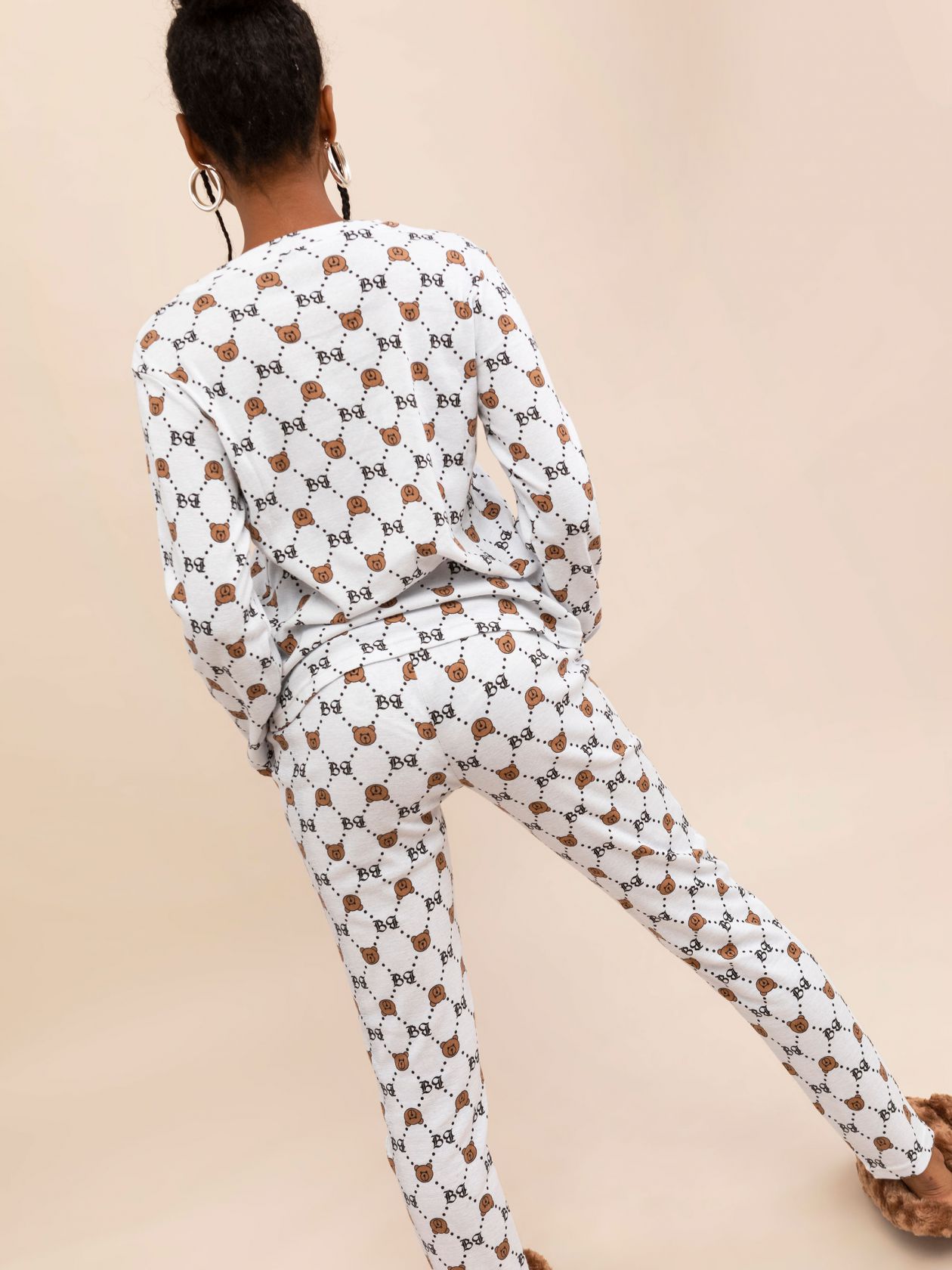 סט פיג’מה ארוכה בתיק דובי BEARY COOL