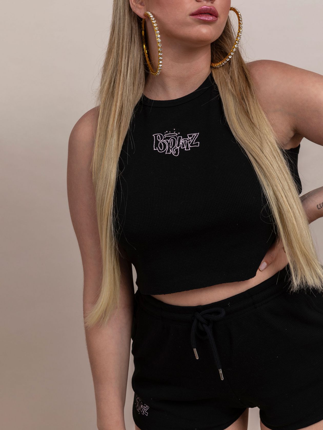 גופיית קרופ לוגו BRATZ X FIX