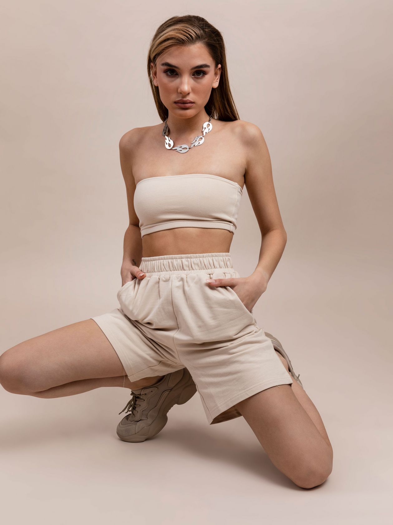 סט מכנסי באגי וטופ בנדו SO BASIC